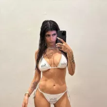 Mia Khalifa 🔥🍑 miakhalifa