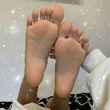 Feet & Tickling|Global Archive