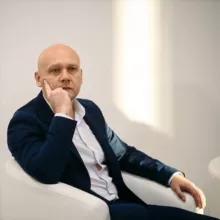 В БЕЛЫХ КЕДАХ 👟